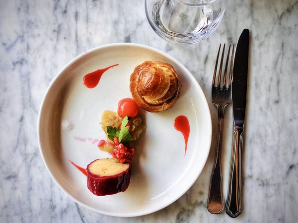 Quelles croisières proposent des ateliers de cuisine méditerranéenne avec des chefs locaux?